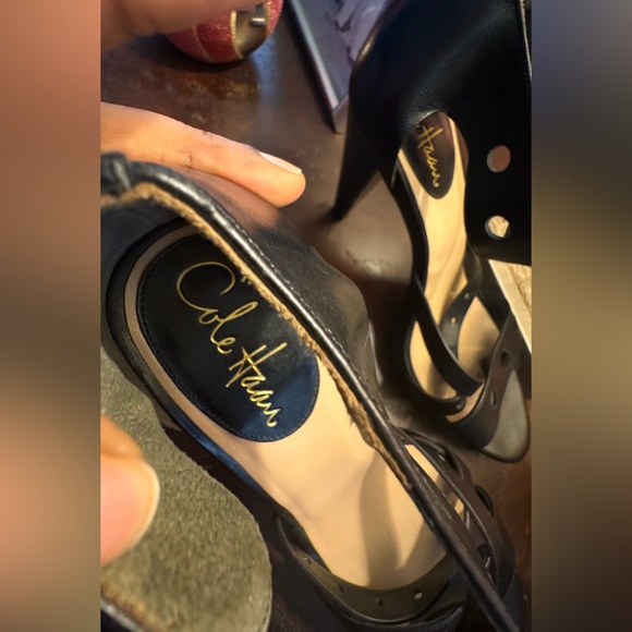 Gently worn Cole Haan. Black strappy leather sandal. Size - Picture 3 of 7